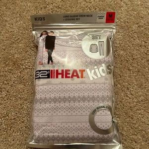 NEW 32 degrees girl’s Leggings and crew neck set SIZE 8-10
